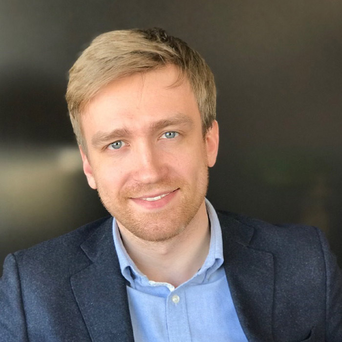 Александр Валерьевич Жестков